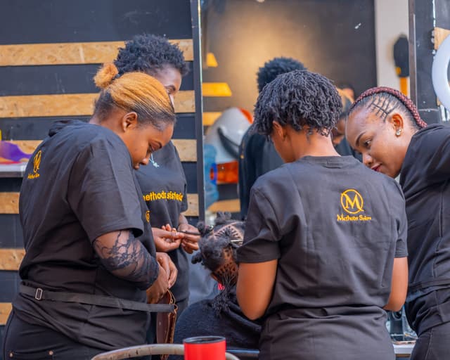 sisterlocks in nairobi