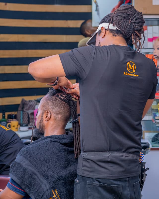 sisterlocks in nairobi